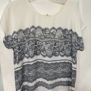 Scoop Neck Print Blouse - Great Condition
